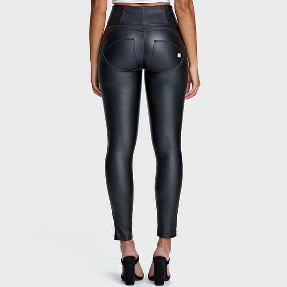 Freddy Black Butt Lifting Faux Leather for Women - High Rise - Picture 5 of 13